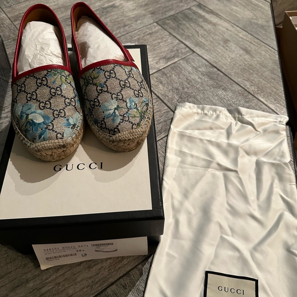 Gucci Women's Red and Blue Espadrilles